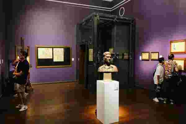 200 Years Journey Through Thai Modern Art History