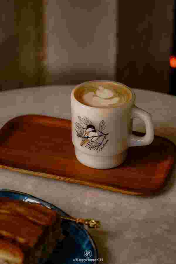 Table Talk Cafe คาเฟ่จรัลสนิทวงศ์