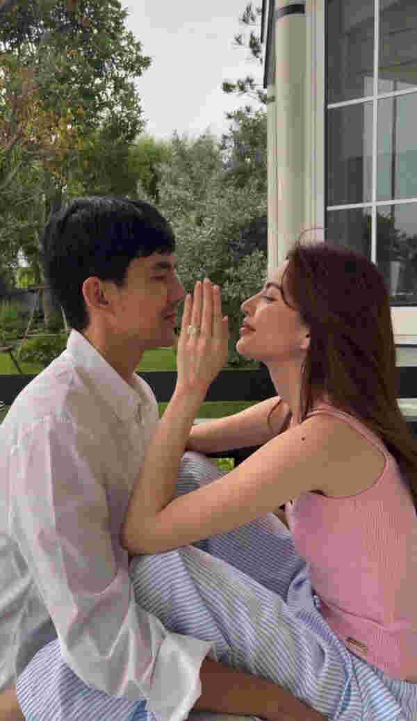 เต๋อ ใหม่ ประกาศหมั้นแล้ว 