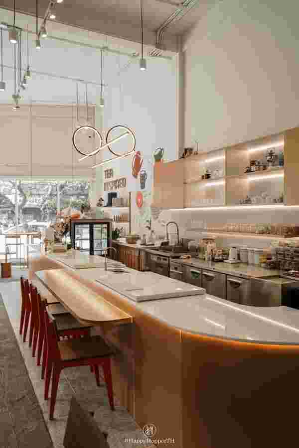 T’IN Cafe’ Experience Space ลาดพร้าว