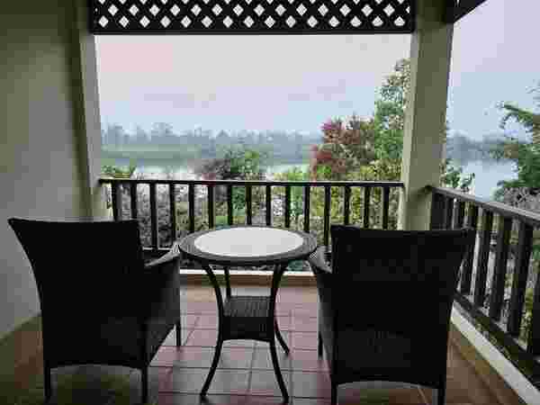 บ้านแซวการ์เด้น แอนด์ รีสอร์ท 