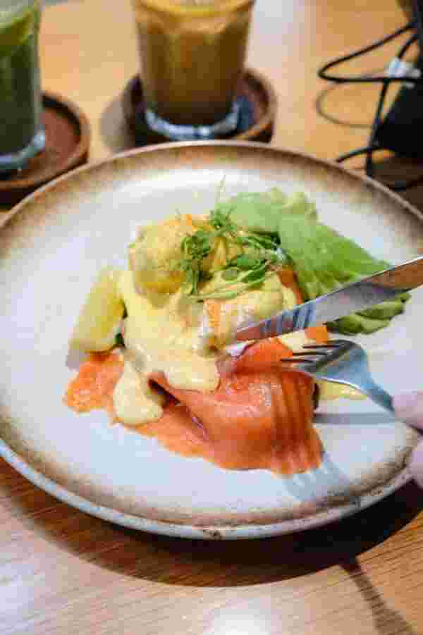 Yellow Lane Cafe