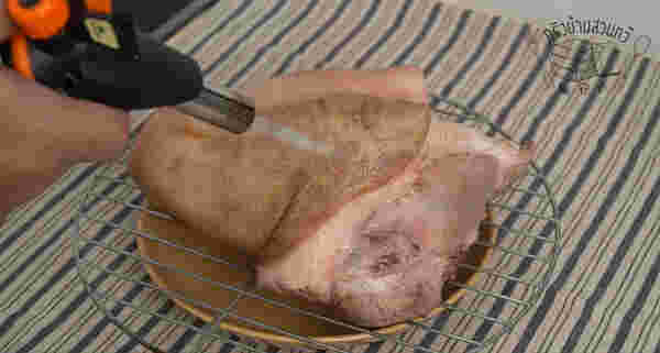 ขาหมูพะโล้ 