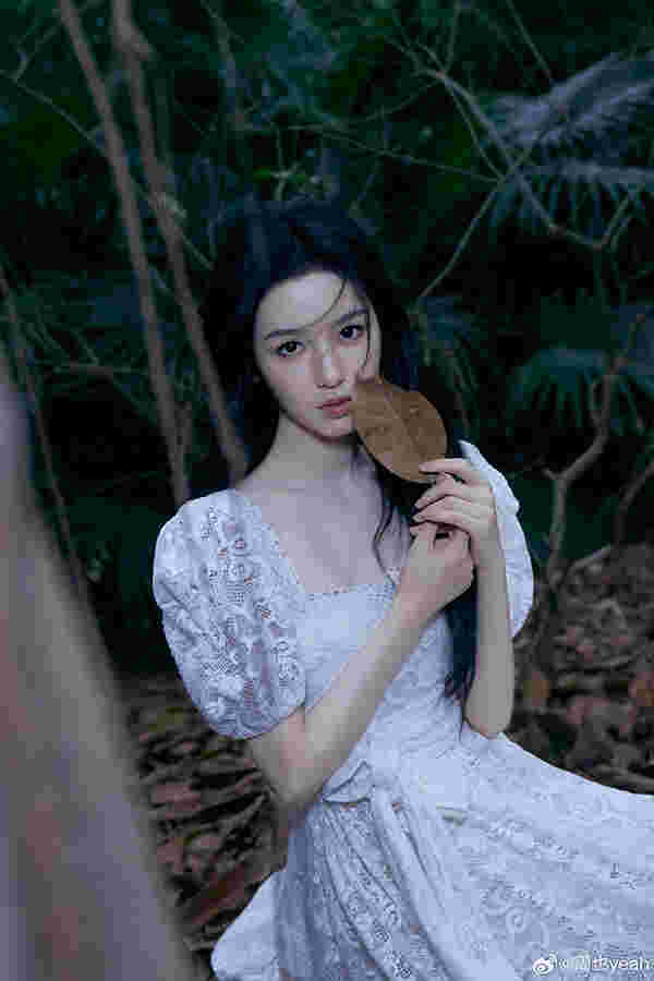 โจวเย่ Zhou Ye นักแสดงจีน