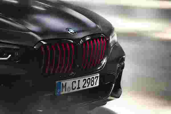BMW X5 Black Vermilion 2022