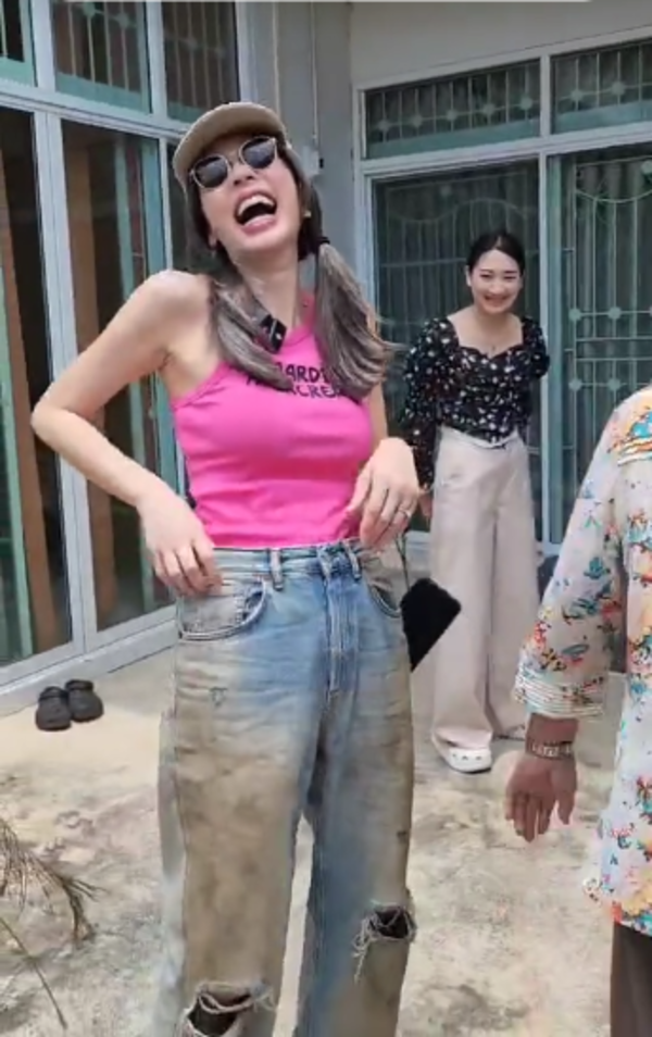 เอ๋ พรทิพย์