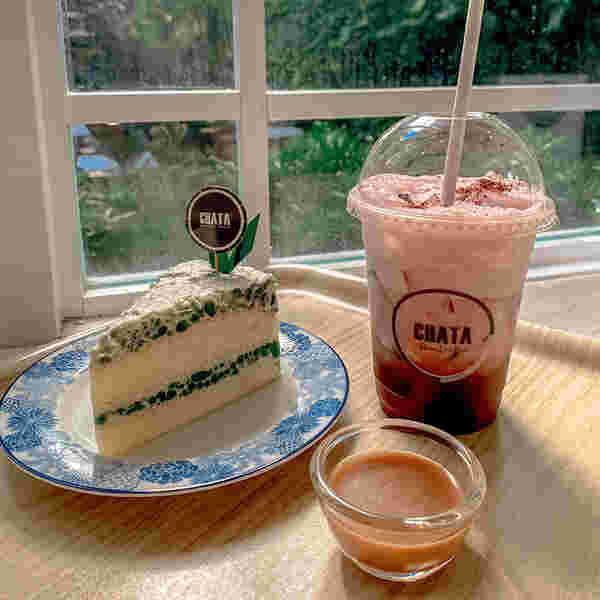 CHATA Specialty Coffee เมนูกาแฟ ขนม