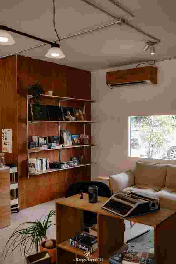 COOP (Coffee and Stuff) คาเฟ่ในปทุมธานี 