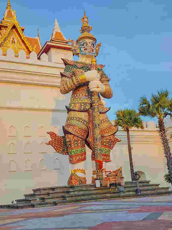 Legend Siam Pattaya