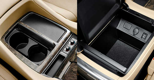 Toyota Crown Vellfire 2022