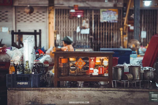 ตลาดหัวรอ อยุธยา