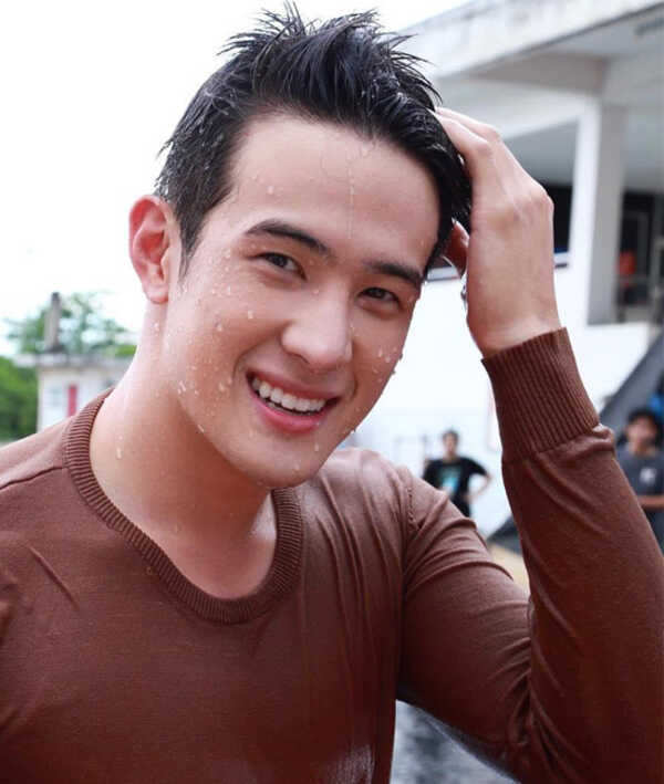 เจมส์ มาร์