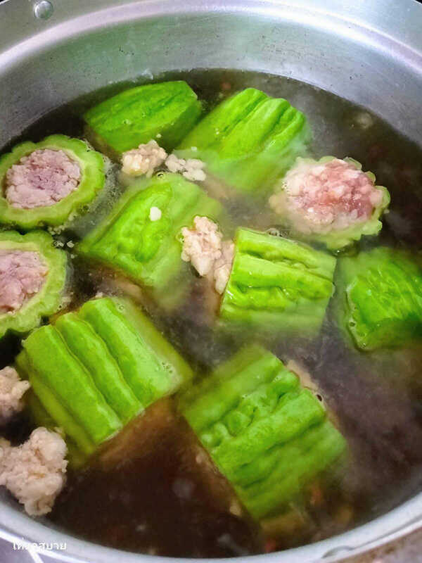 ต้มจืดมะระยัดไส้หมูสับ ใส่ยำผักกาดดอง มะระยัดไส้ แกงจืด ต้มจืด อาหารไทย สูตรอาหาร