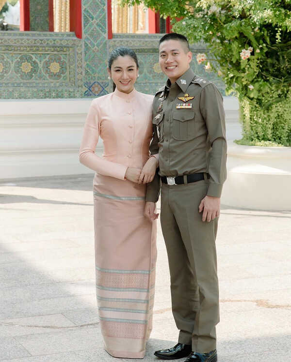 ใบเตย-โจ้ 