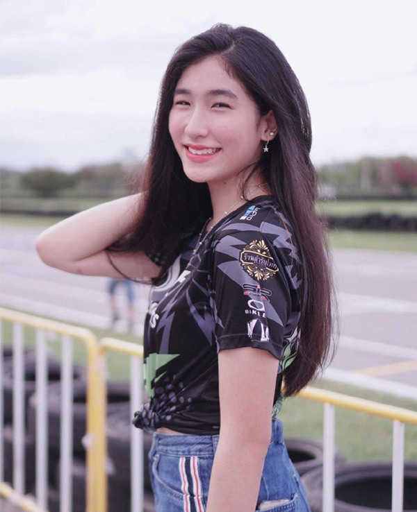 พีท ทองเจือ, ลูกดารา