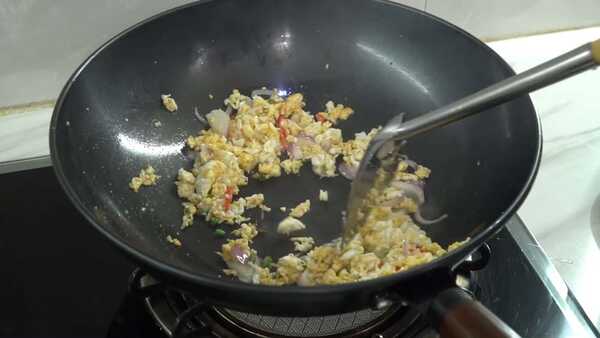 ข้าวผัดแหนม
