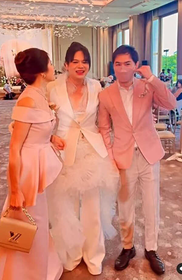  วิน ธาวิน ร่วมยินดี เวียร์-วิกกี้ 