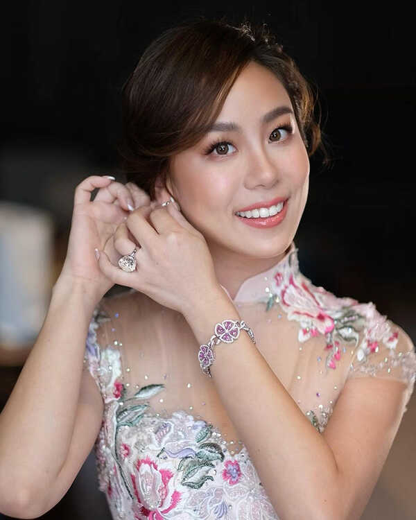 เมษา