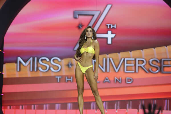 ชุดว่ายน้ำรอบพรีลิมฯ Miss Universe 2025