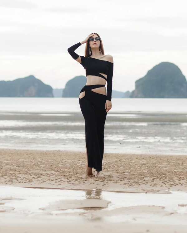  เกรซ กาญจน์เกล้า 