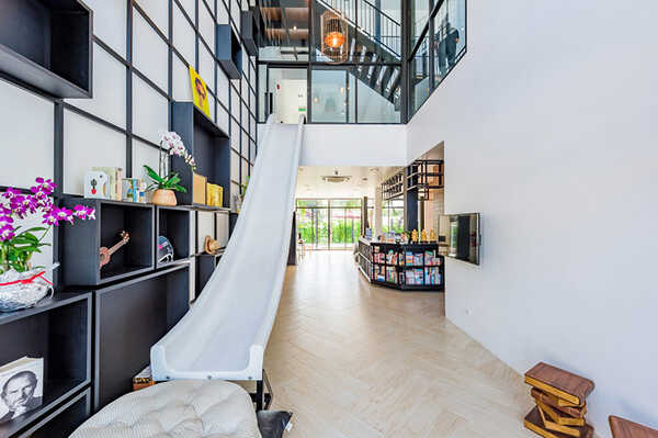 ที่พักภูเก็ตในตัวเมือง Book a Bed Poshtel