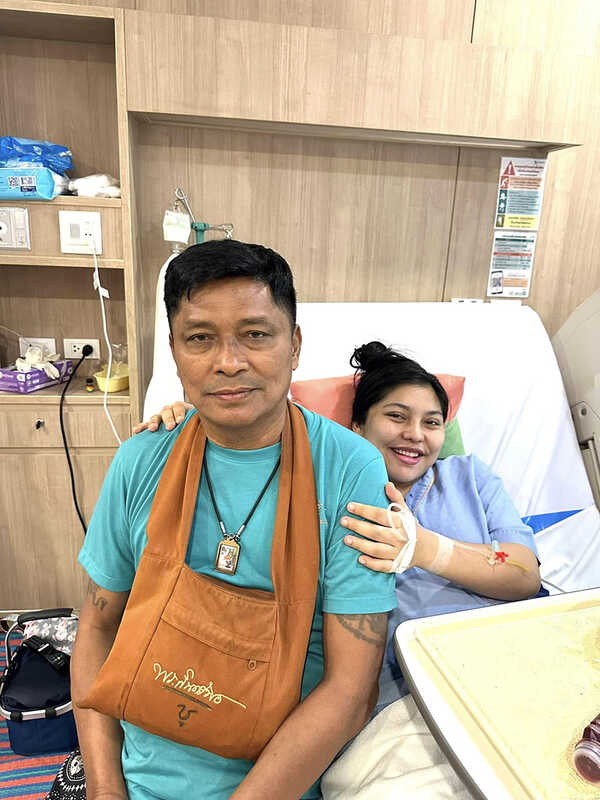 ชูษี เชิญยิ้ม คืนดีลูกสาว บูม ชญาภา หลังตัดขาด