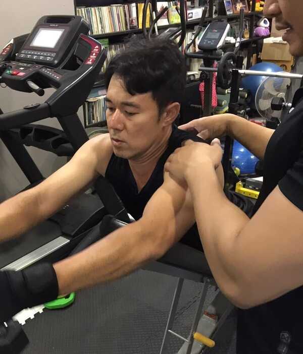 โจ๊กเกอร์ นพชัย