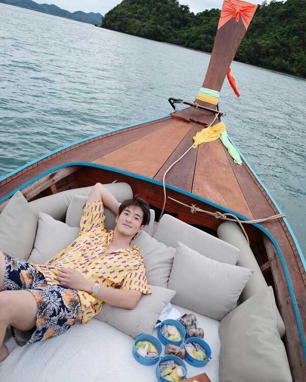 อาเล็ก ธีรเดช