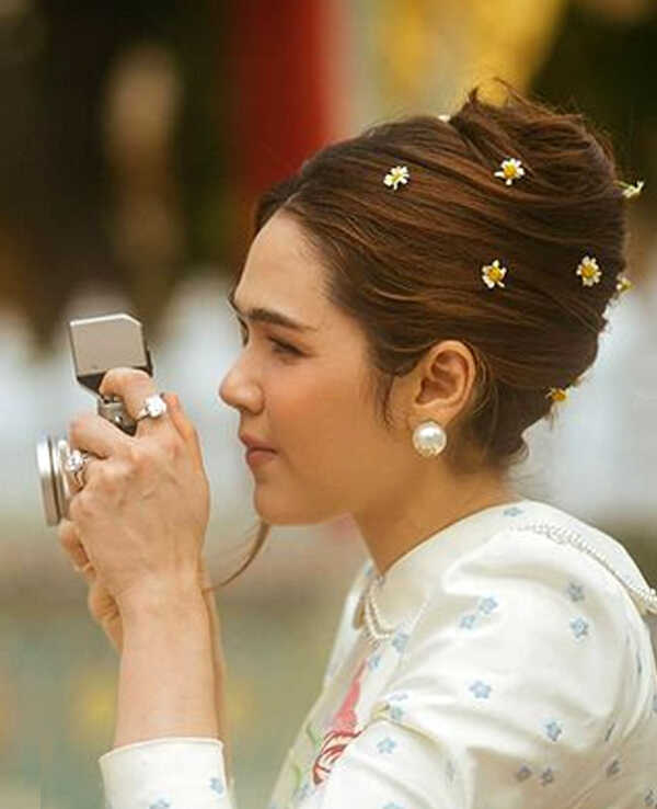 ชมพู่ อารยา