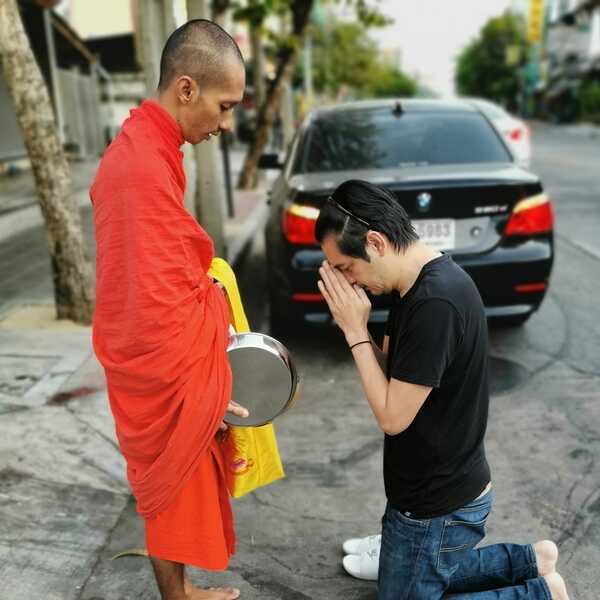 ดาราติดดิน