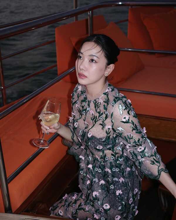 นุ่น วรนุช