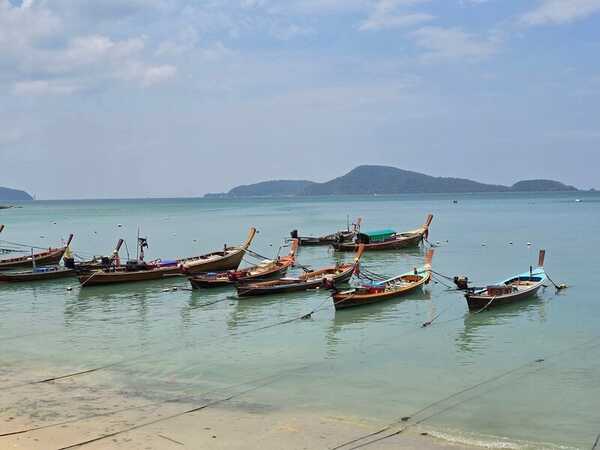 หาดราไวย์ ภูเก็ต