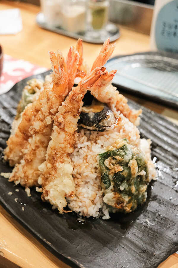 เที่ยวคาวากุจิโกะ  