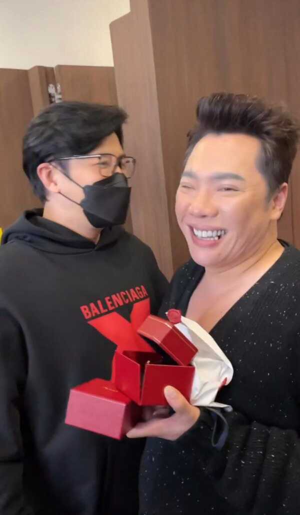  หนุ่ม กรรชัย มดดำ 