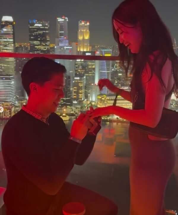 แคน นายิกา อดีต BNK48 ถูกแฟนหนุ่มเซอร์ไพรส์ขอแต่งงานที่สิงคโปร์