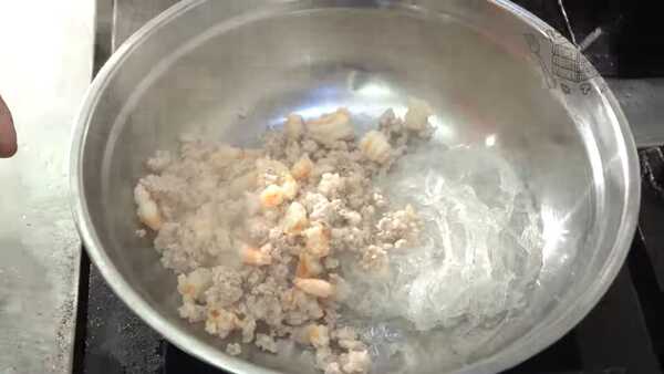 ยำวุ้นเส้น