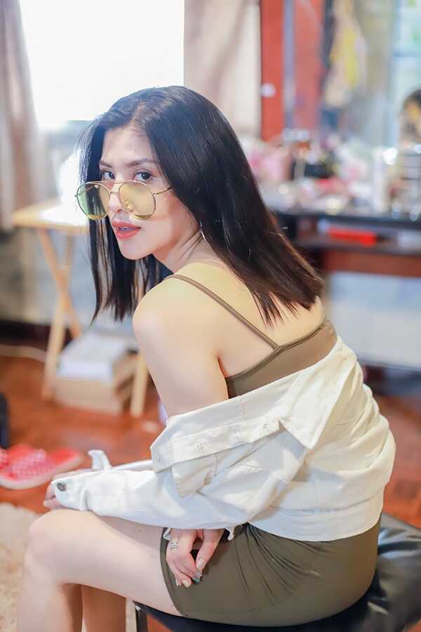 ครูป้อน ชญาณิศ