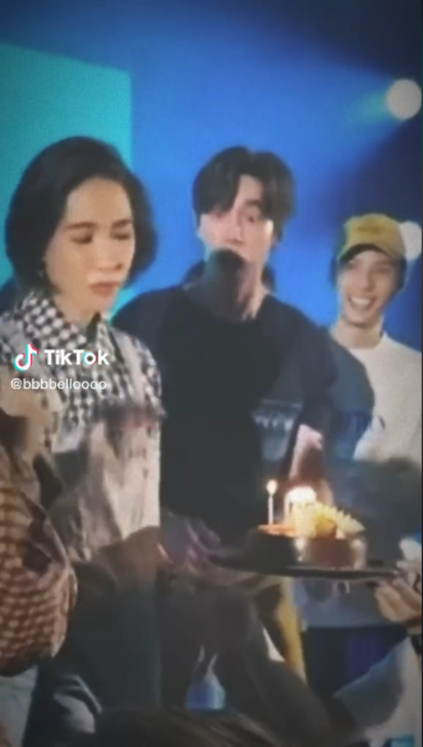 พลอย เฌอมาลย์