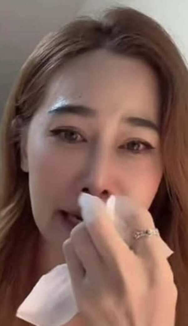 กุ้งพลอย กนิษฐรินทร์