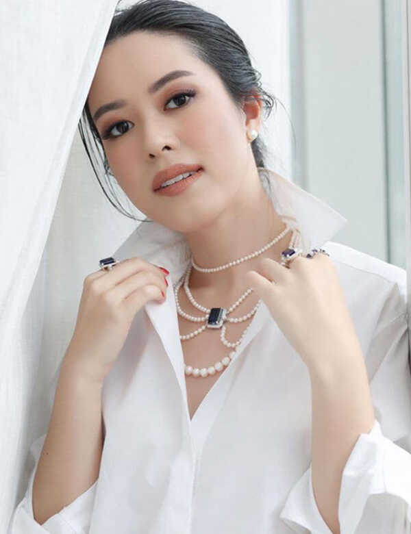 เอวา ปวรวรรณ