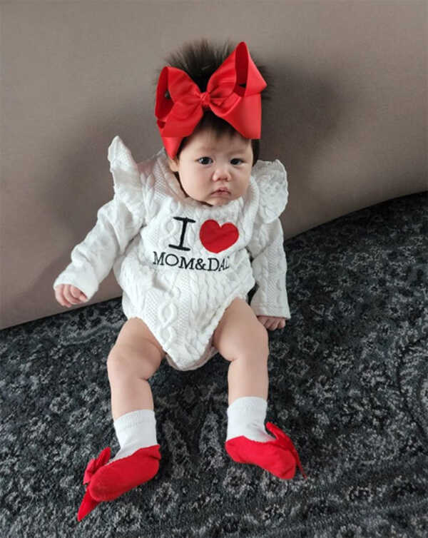 ภาพจาก : Instagram chomismaterialgirl