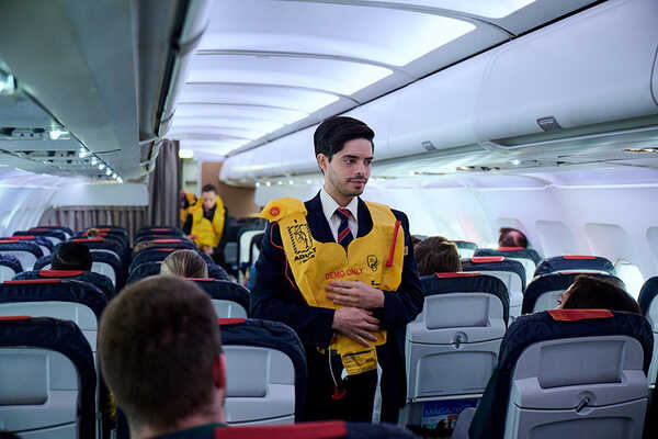 ฉลามบนเครื่องบิน No Way Up