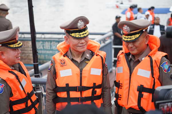 พล.ต.ท.เชษฐา โกมลวรรธนะ