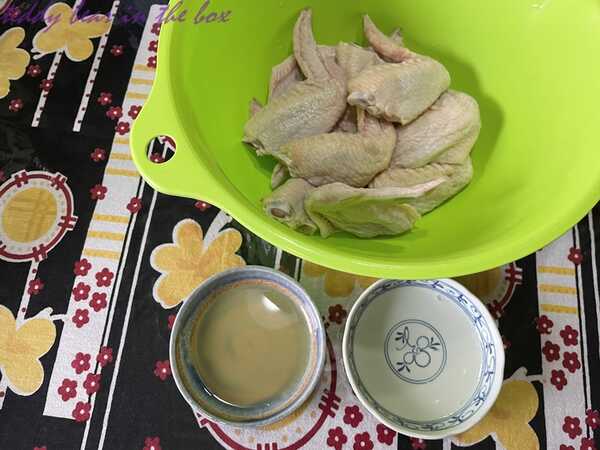 ปีกไก่ทอด