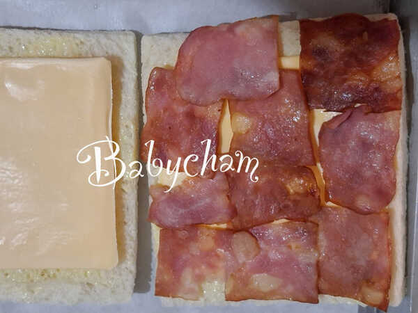 คร็อกเมอซีเยอ (Croque-Monsieur) อาหารเช้า แซนด์วิช สูตรขนม