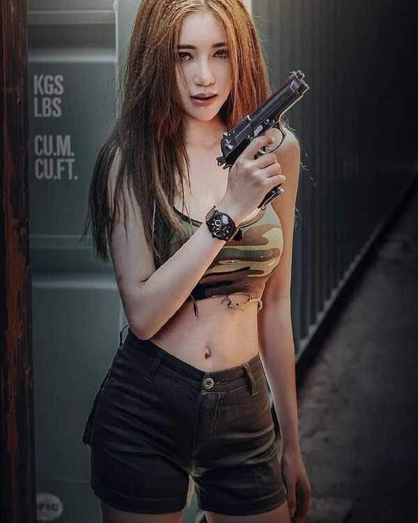เอลลี่ เจิ่น