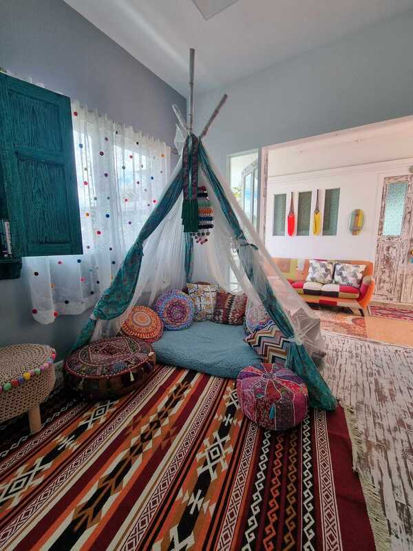 Pang suree art home