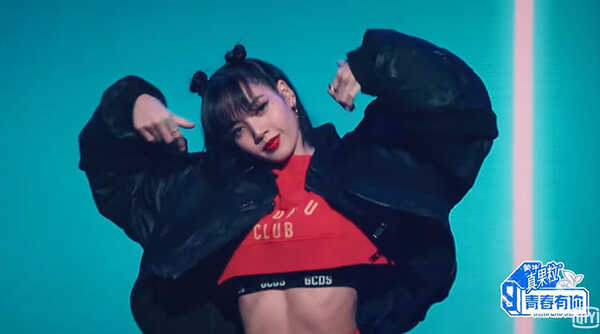 ลิซ่า BLACKPINK 