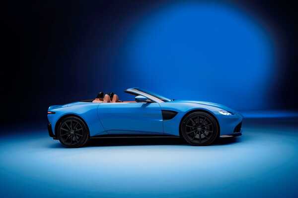 Aston Martin Vantage Roadster