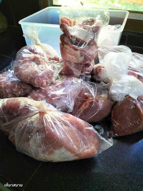 วิธีเก็บหมู หมึก กุ้ง และเนื้อสัตว์ต่าง ๆ ในช่องแช่แข็ง วิธีเก็บเนื้อสัตว์ในช่องฟรีซ  เคล็ดลับทำอาหาร